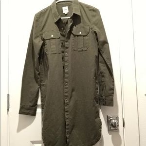 BRAND NEW Vans Green Jacket